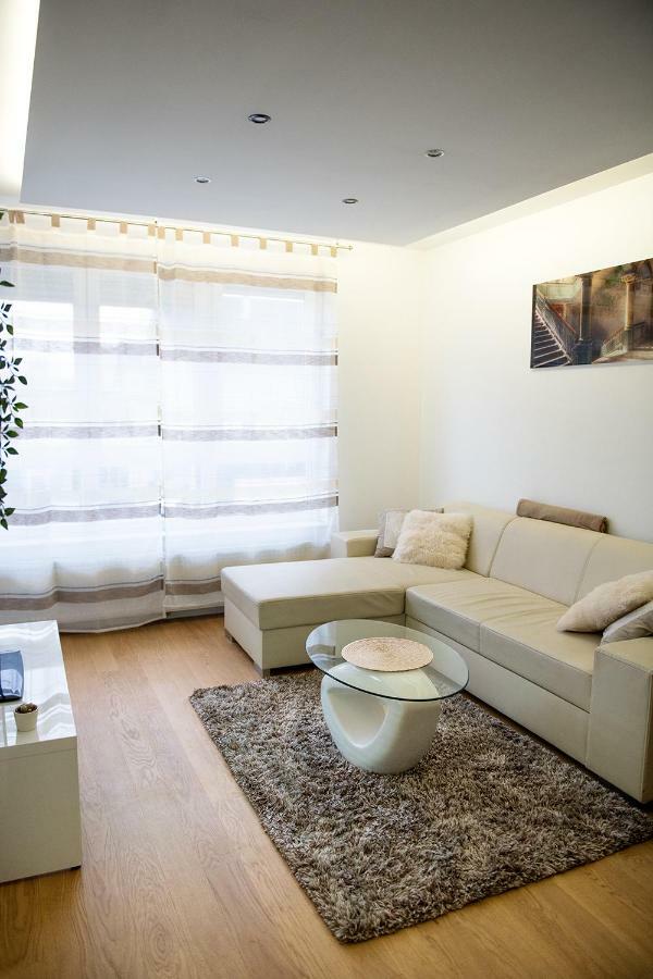Sauna Repinc: Modern Luxury With Ev Charging In Apartment *